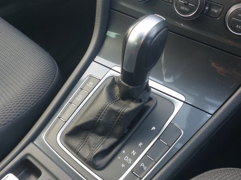 Used Volkswagen Golf 2019 for sale - 77166249: Photo 10