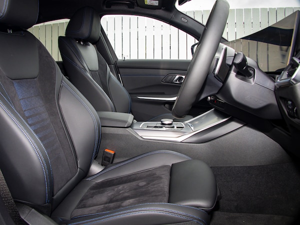 Used BMW 3 Series 2024 for sale - 74394022: Photo 11