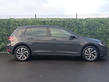 Used Volkswagen Golf 2019 for sale - 77338184: Photo