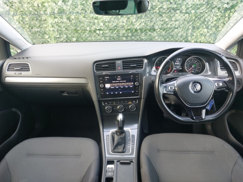 Used Volkswagen Golf 2019 for sale - 77338184: Photo 4