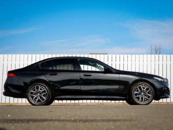 Used BMW 5 Series 2025 for sale - 74085128: Photo