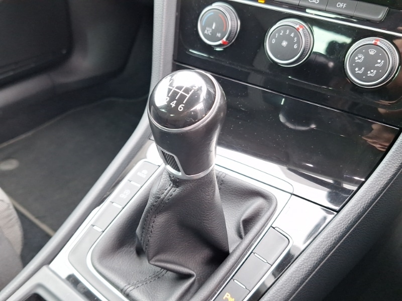 Used Volkswagen Golf 2015 for sale - 76380461: Photo 10