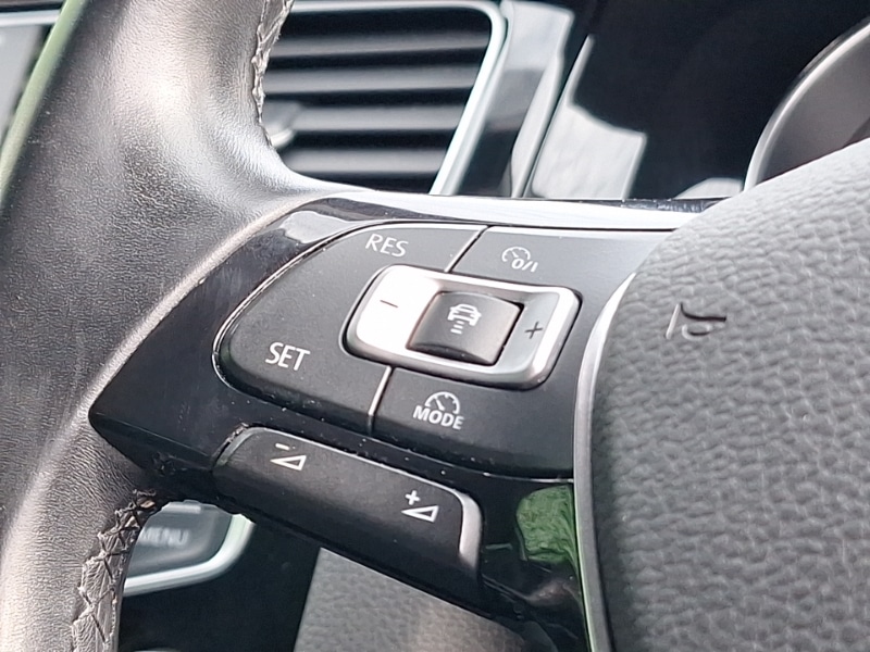 Used Volkswagen Golf 2015 for sale - 76380461: Photo 18