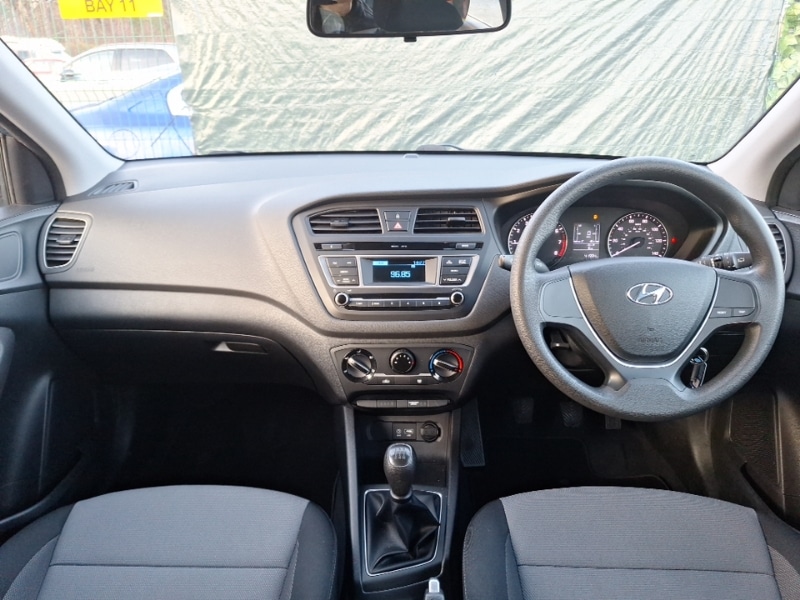 Used Hyundai i20 2017 for sale - 77142110: Photo 4