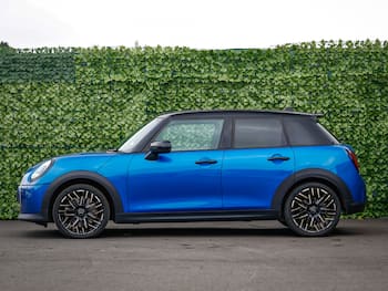 Used MINI Cooper 2024 for sale - 79654626: Photo