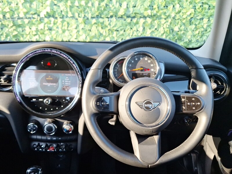 Used MINI Hatch 2022 for sale - 76237991: Photo 5