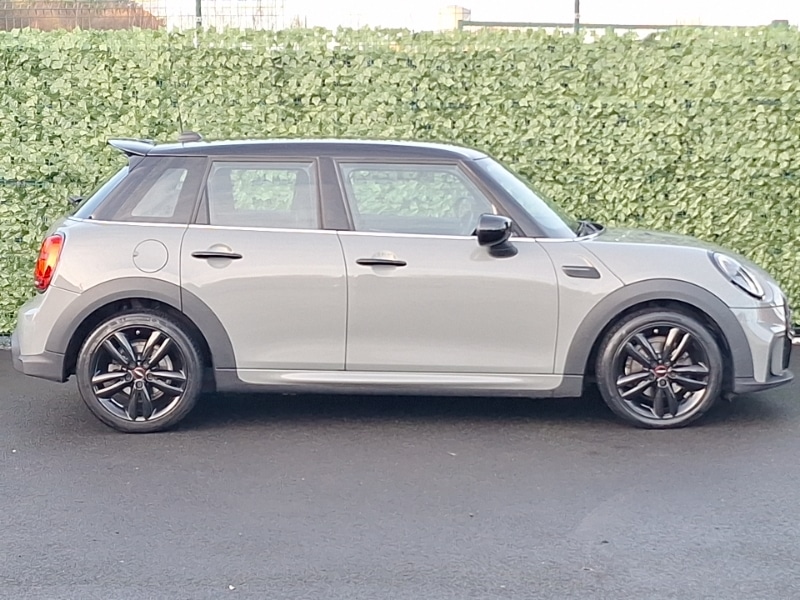 Used MINI Hatch 2022 for sale - 76925309: Photo 2