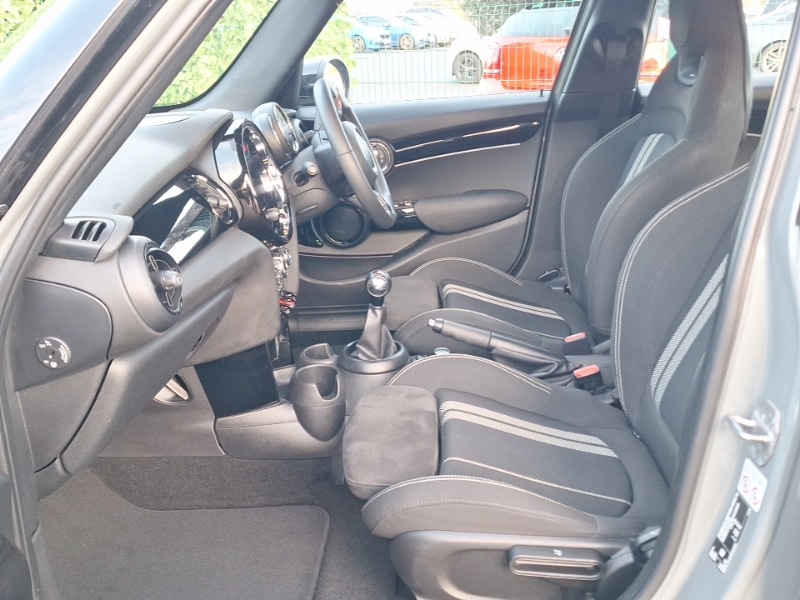 Used MINI Hatch 2022 for sale - 76925309: Photo 7