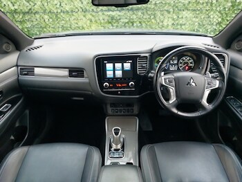 Used Mitsubishi Outlander 2020 for sale - 77371436: Photo