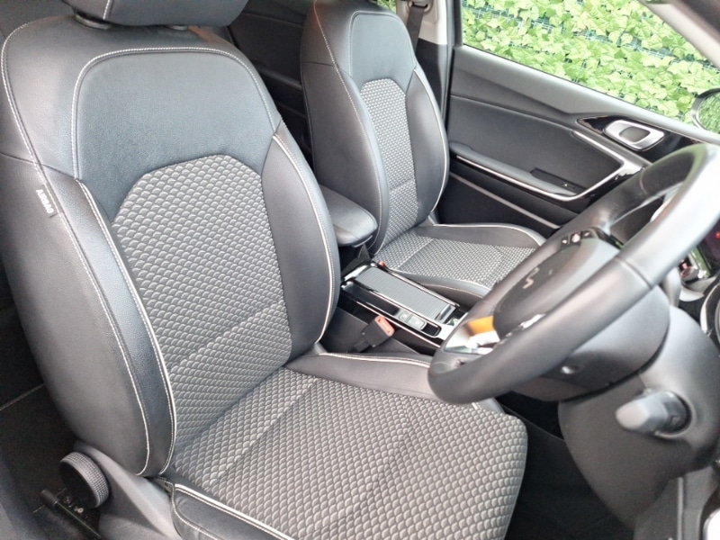 Used Kia XCeed 2023 for sale - 77070381: Photo 11