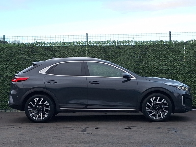 Used Kia XCeed 2023 for sale - 77070381: Photo 2