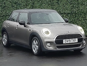 Used MINI Hatch 2019 for sale - 77637207: Photo