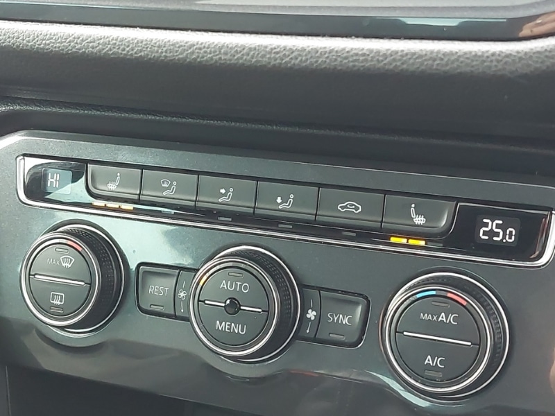 Used Volkswagen Tiguan 2016 for sale - 77969426: Photo 18