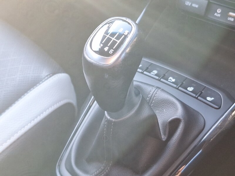 Used Kia Stonic 2019 for sale - 78057355: Photo 7