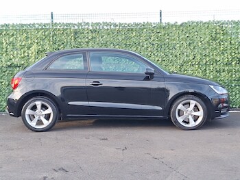 Used Audi A1 2015 for sale - 77596121: Photo