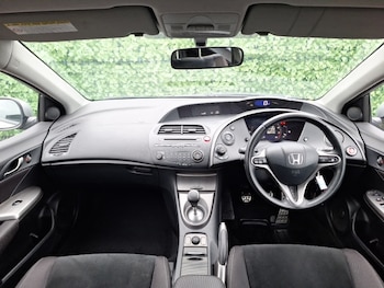 Used Honda Civic 2011 for sale - 77751272: Photo