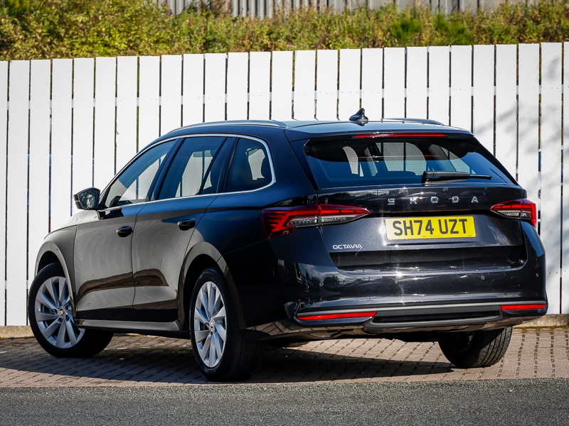 Used Skoda Octavia 2024 for sale - 76696158: Photo 3