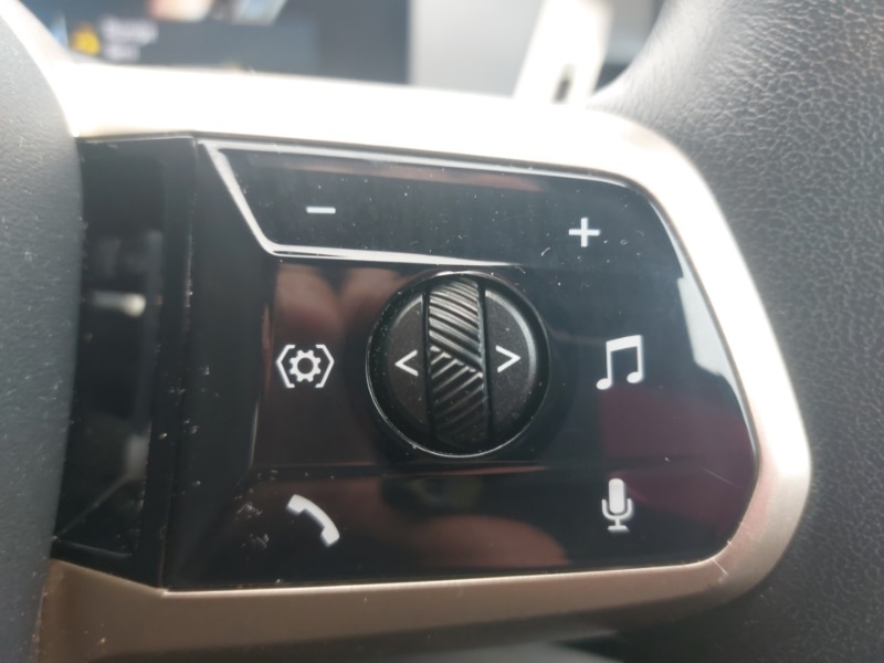 Used BMW iX 2023 for sale - 76369784: Photo 17
