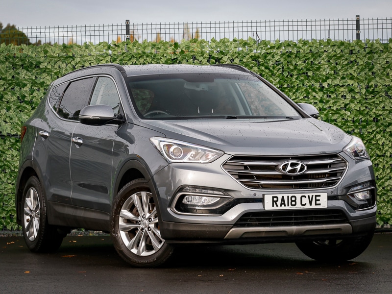 Used Hyundai Santa Fe 2018 for sale - 76471779: Photo 1