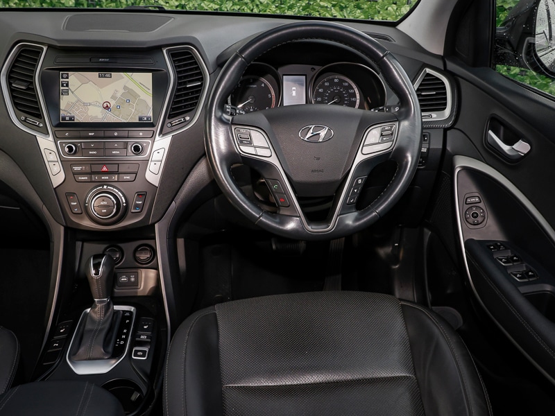 Used Hyundai Santa Fe 2018 for sale - 76471779: Photo 10