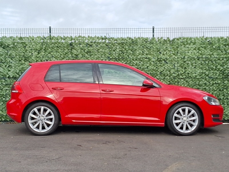 Used Volkswagen Golf 2015 for sale - 76451178: Photo 2
