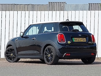 Used MINI Hatch 2023 for sale - 75595164: Photo