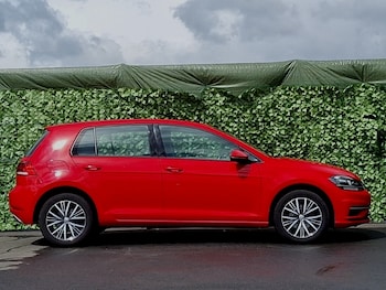 Used Volkswagen Golf 2017 for sale - 78441515: Photo