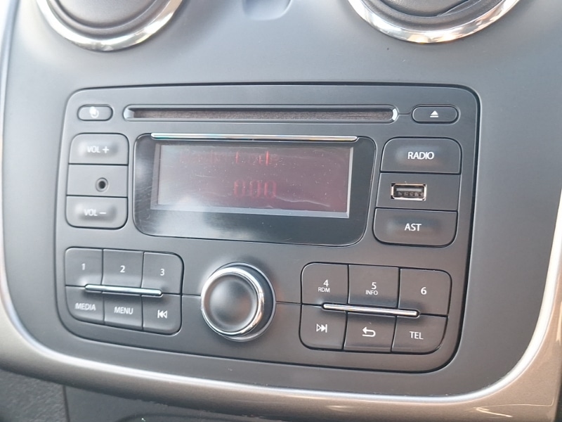 Used Dacia Sandero Stepway 2015 for sale - 77969435: Photo 8