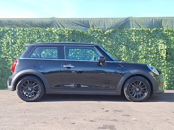 Used MINI Hatch 2022 for sale - 78361082: Photo