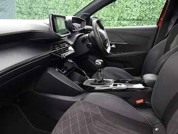 Used Peugeot 208 2022 for sale - 76213080: Photo 4