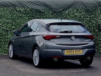 Used Vauxhall Astra 2018 for sale - 78600487: Photo