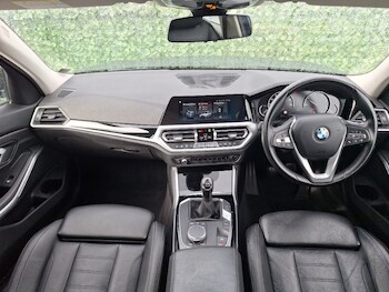 Used BMW 3 Series 2019 for sale - 77889545: Photo