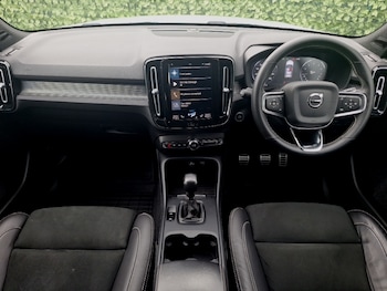 Used Volvo XC40 2021 for sale - 79356875: Photo