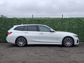 Used BMW 3 Series 2019 for sale - 77767630: Photo