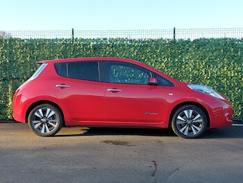 Used Nissan Leaf 2017 for sale - 77782702: Photo
