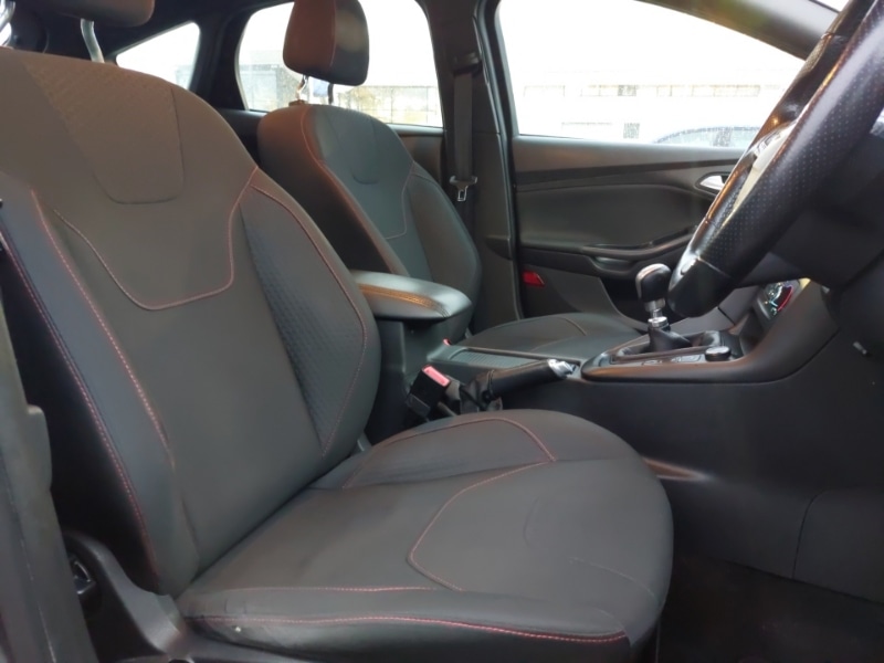 Used Ford Focus 2017 for sale - 78203056: Photo 11