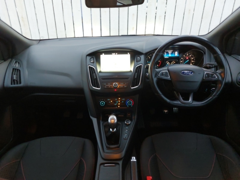 Used Ford Focus 2017 for sale - 78203056: Photo 4