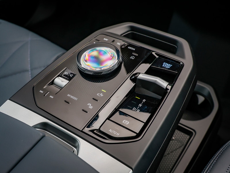 Used BMW iX 2025 for sale - 76484182: Photo 10