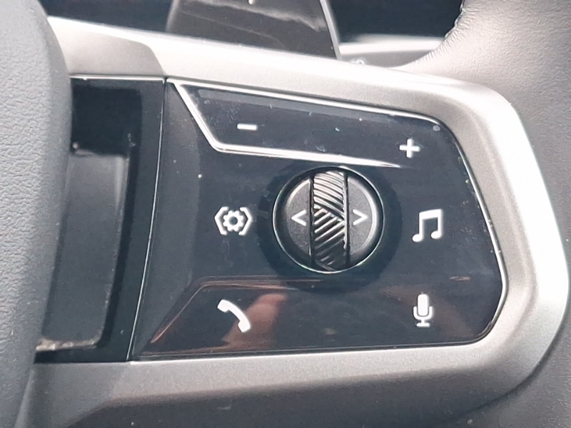 Used BMW 5 Series 2025 for sale - 77611150: Photo 17