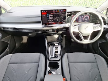 Used Volkswagen Golf 2025 for sale - 78000012: Photo