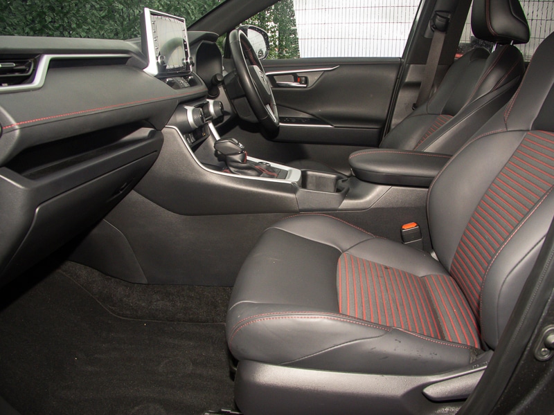 Used Toyota RAV4 2022 for sale - 77454201: Photo 2