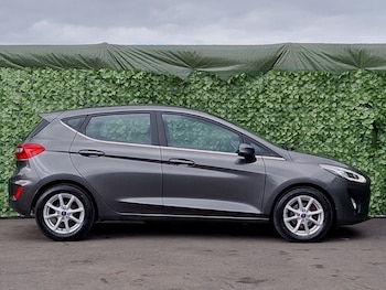 Used Ford Fiesta 2018 for sale - 78600496: Photo