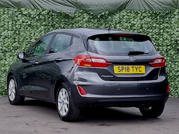 Used Ford Fiesta 2018 for sale - 78600496: Photo