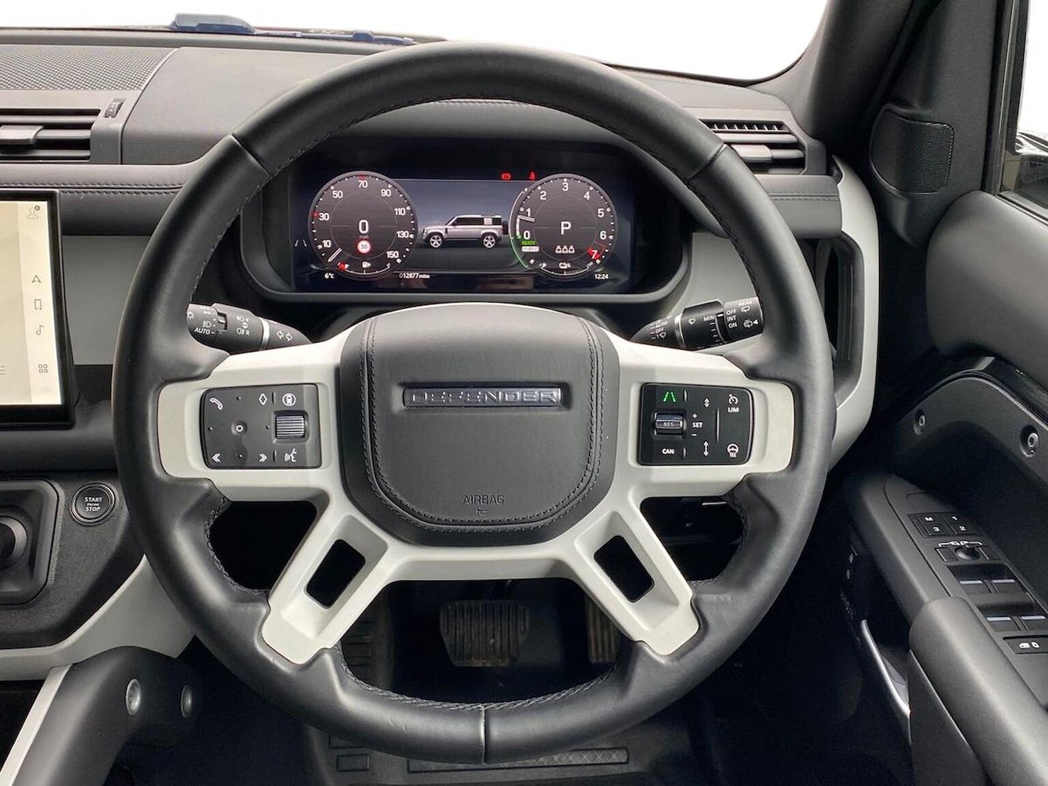 Used Land Rover Defender 2024 for sale - 78026102: Photo 15