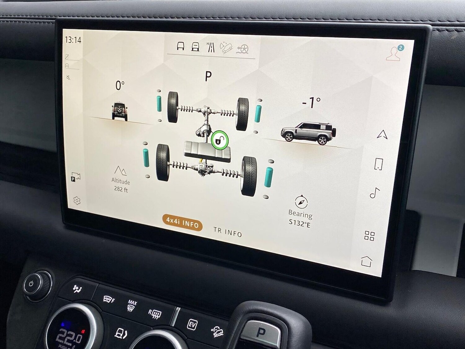 Used Land Rover Defender 2024 for sale - 78026102: Photo 30