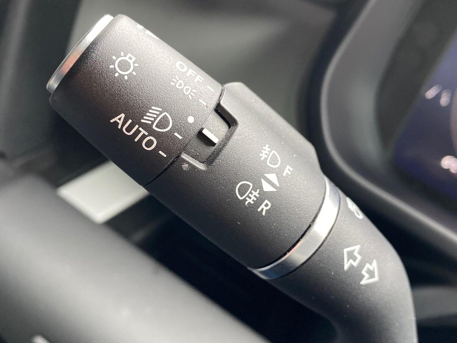 Used Land Rover Defender 2024 for sale - 78026102: Photo 34