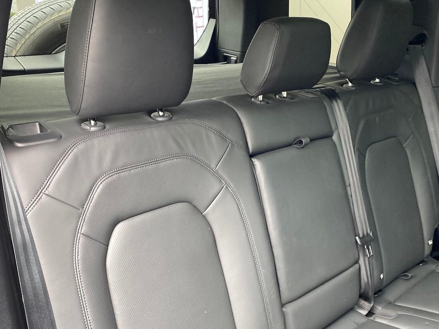 Used Land Rover Defender 2024 for sale - 78026102: Photo 42