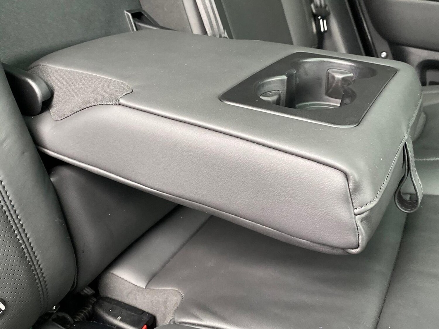 Used Land Rover Defender 2024 for sale - 78026102: Photo 43