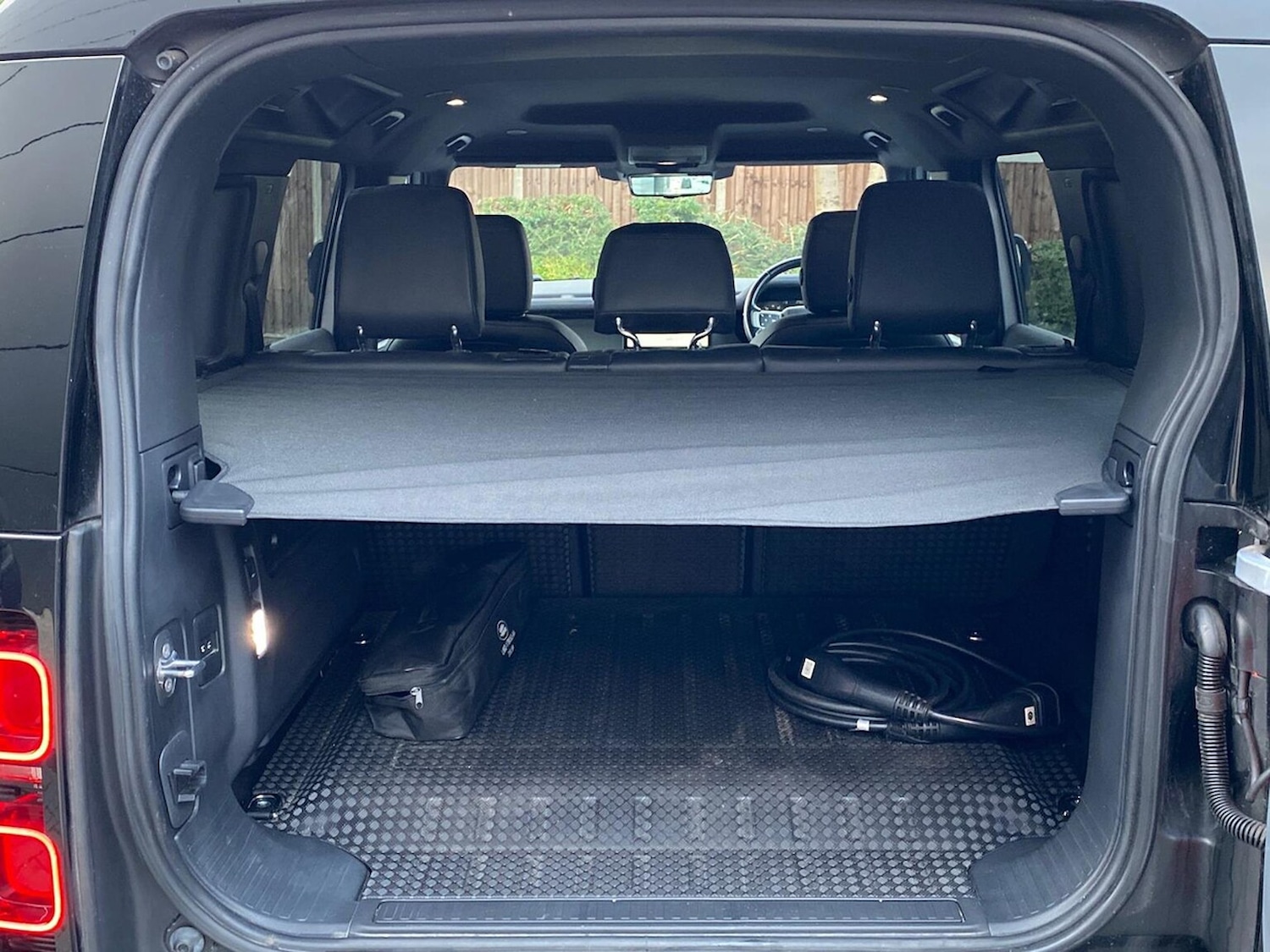 Used Land Rover Defender 2021 for sale - 76879716: Photo 10