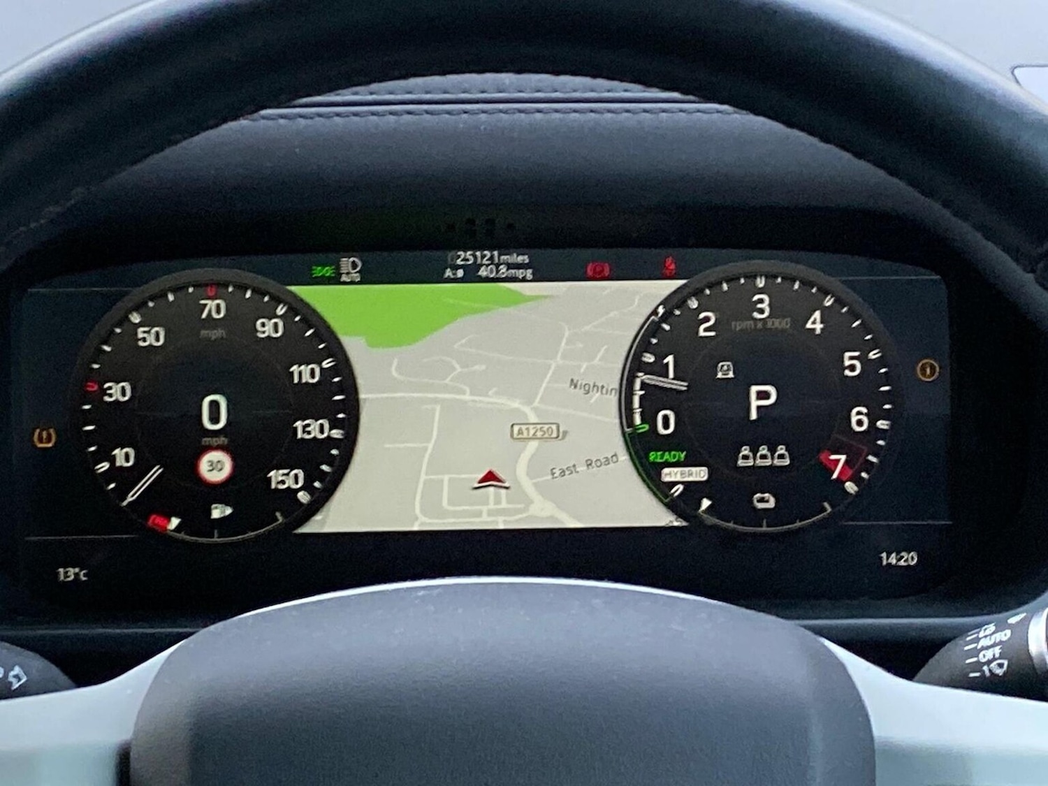 Used Land Rover Defender 2021 for sale - 76879716: Photo 16